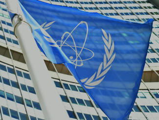 Fahne der IAEA